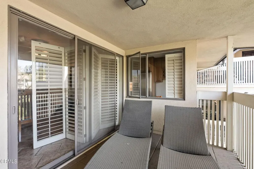 945 S Orange Grove Boulevard #E Pasadena, CA 91105