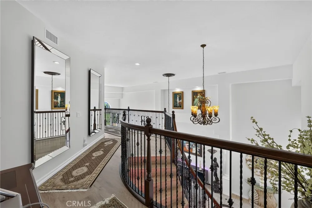 26382 Modena Laguna Hills, CA 92653