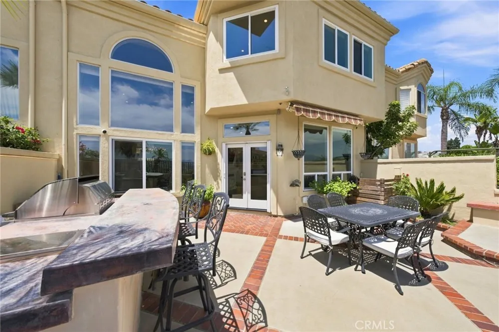 26382 Modena Laguna Hills, CA 92653