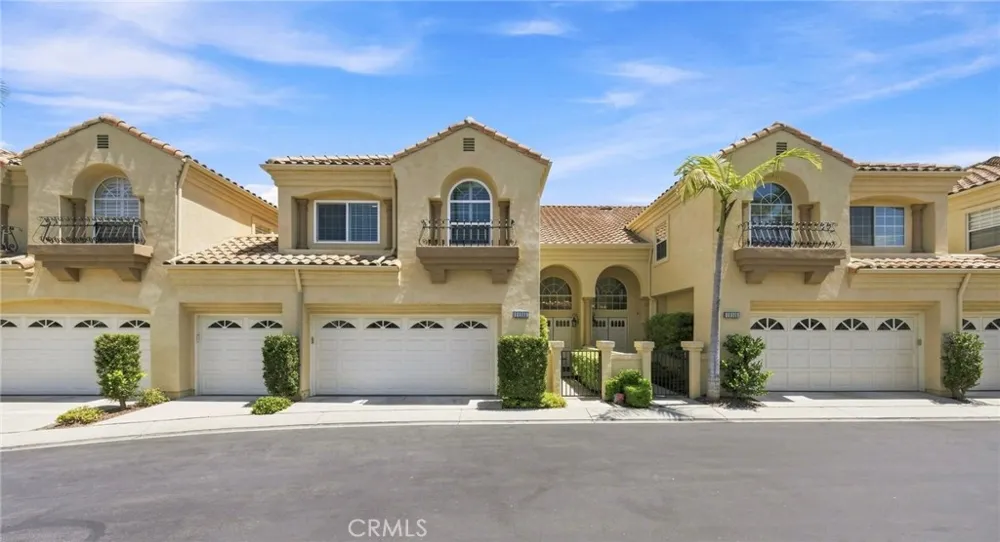 26382 Modena Laguna Hills, CA 92653