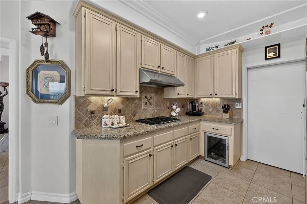 26382 Modena Laguna Hills, CA 92653