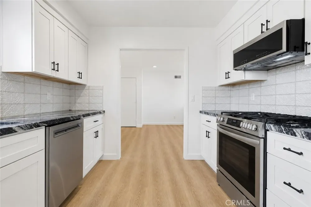 2086 Arriba Monterey Park, CA 91754