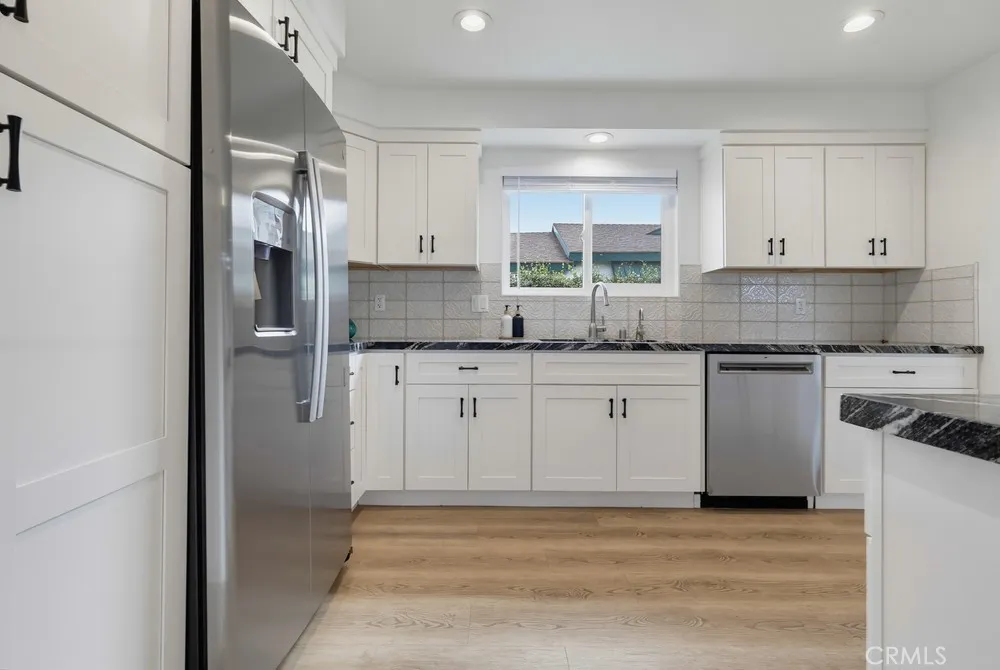 2086 Arriba Monterey Park, CA 91754