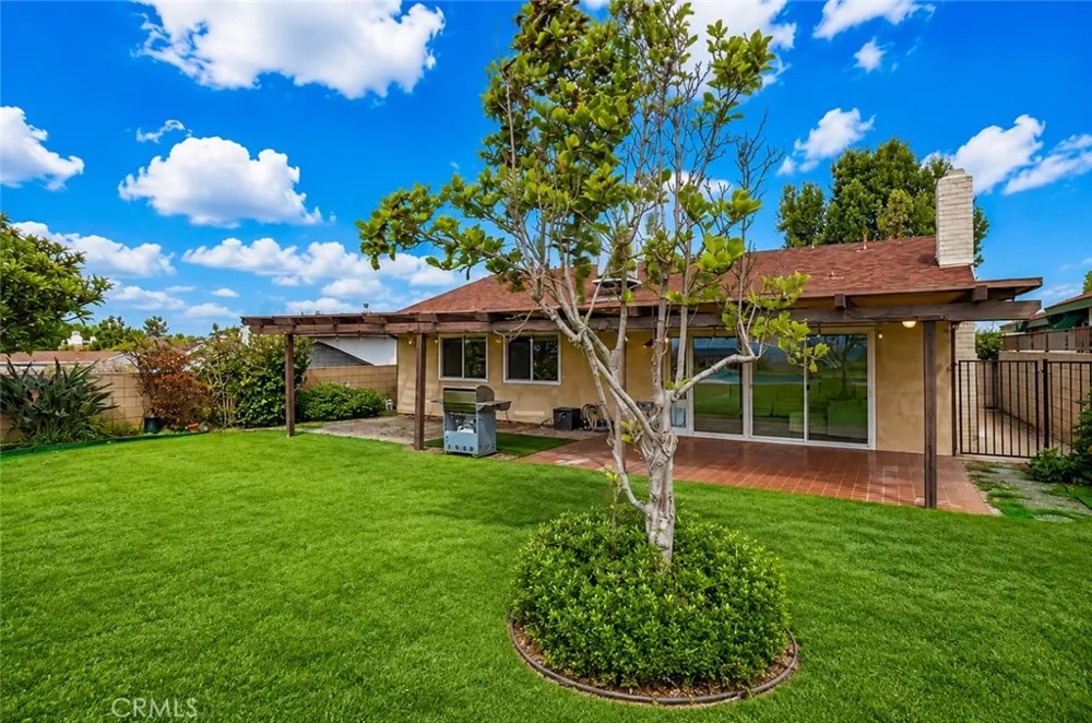 2086 Arriba Monterey Park, CA 91754