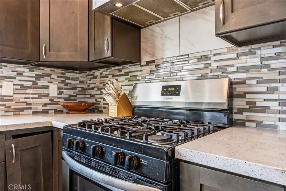 560 W Los Angeles Drive Vista, CA 92083