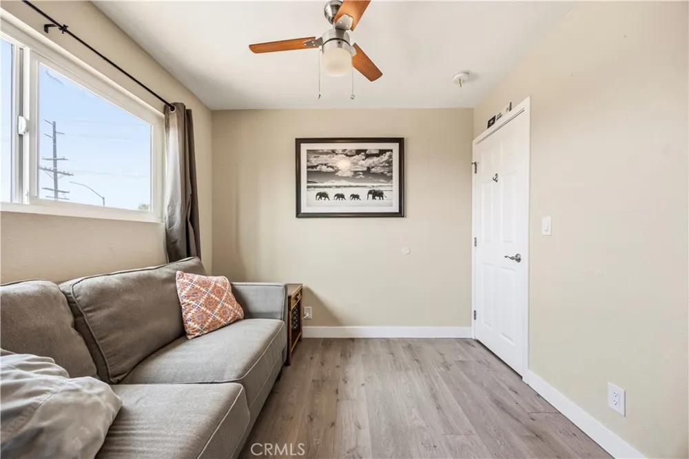 560 W Los Angeles Drive Vista, CA 92083