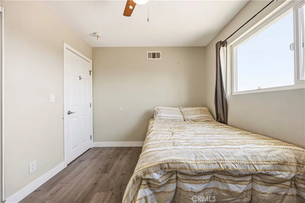 560 W Los Angeles Drive Vista, CA 92083