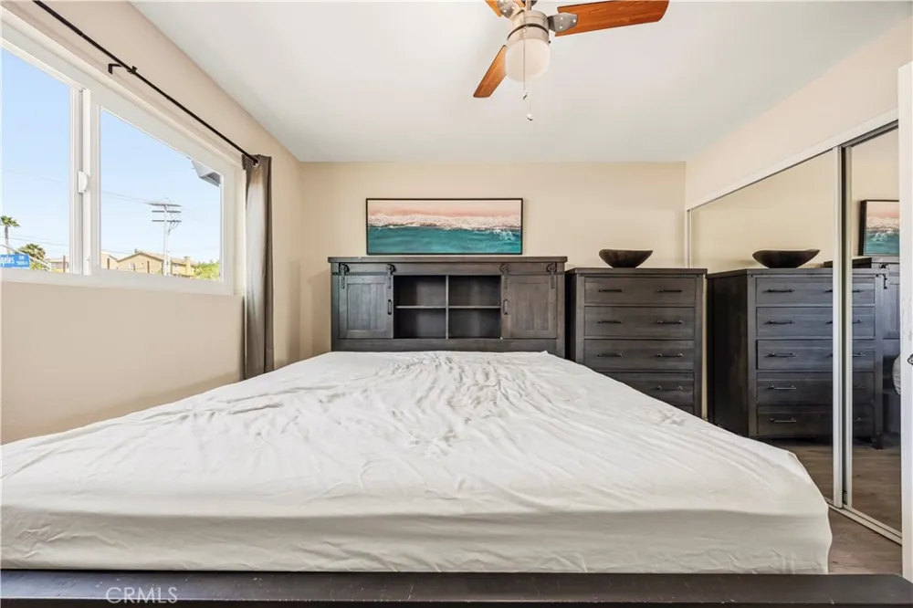560 W Los Angeles Drive Vista, CA 92083