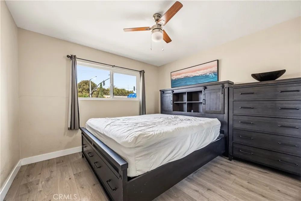 560 W Los Angeles Drive Vista, CA 92083