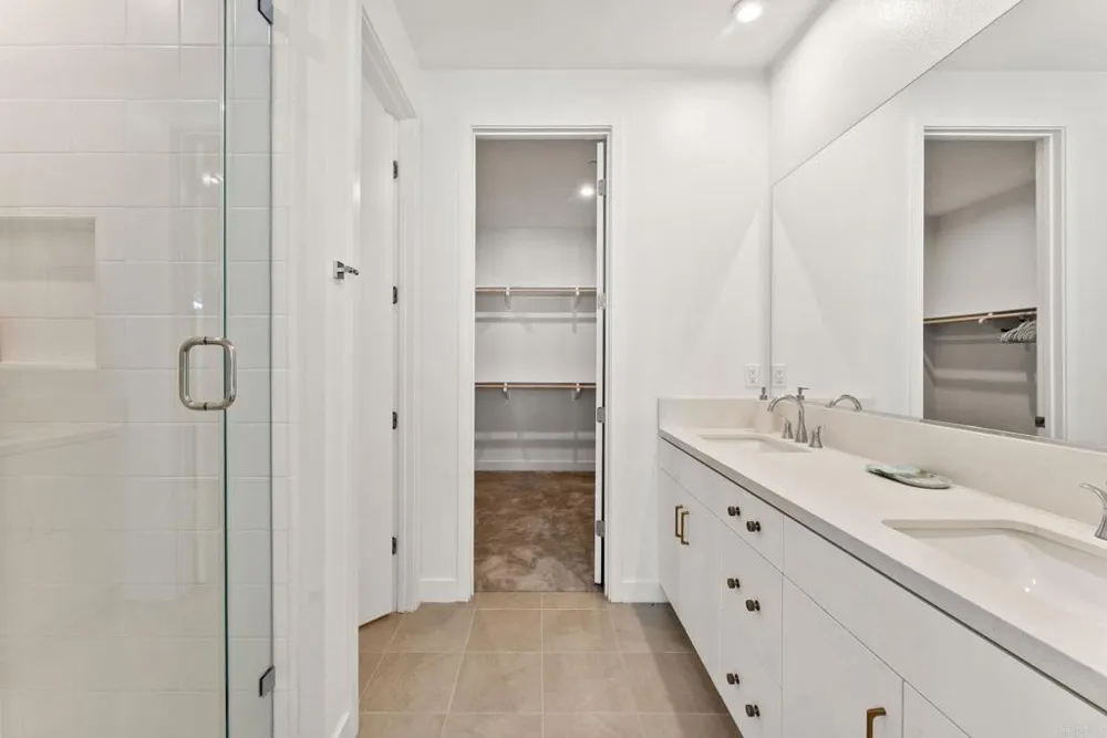 2720 Everly Drive San Diego, CA 92108