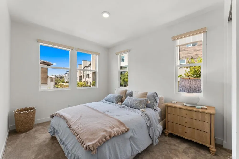 2720 Everly Drive San Diego, CA 92108