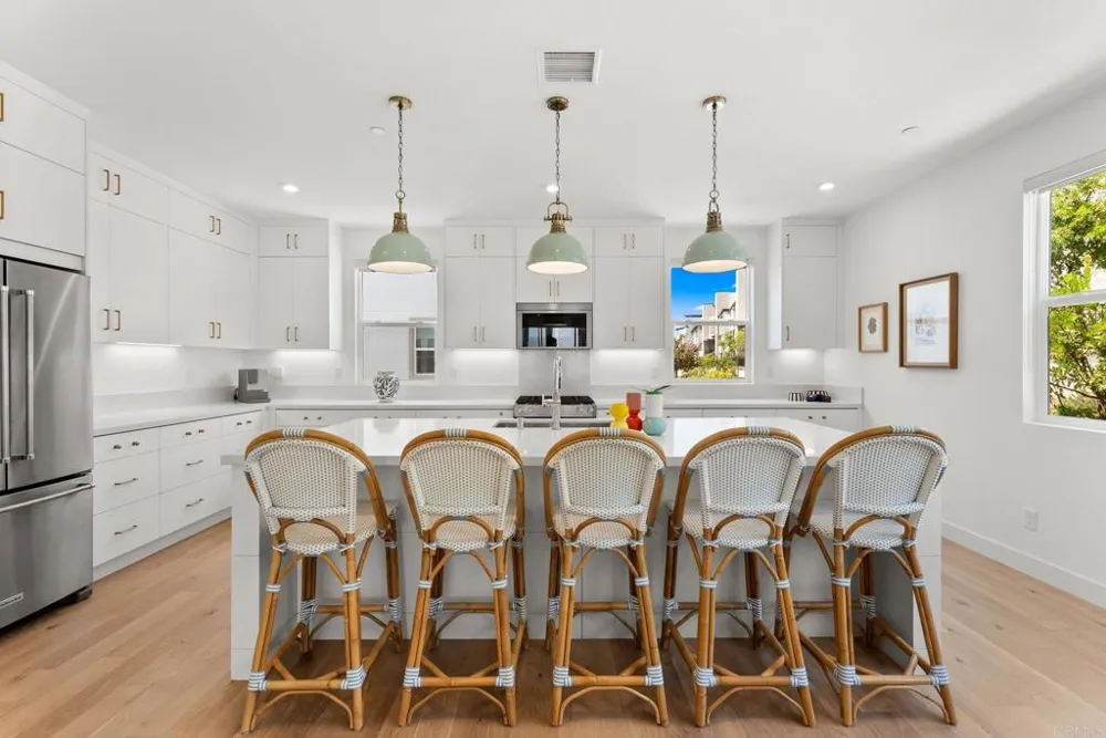 2720 Everly Drive San Diego, CA 92108