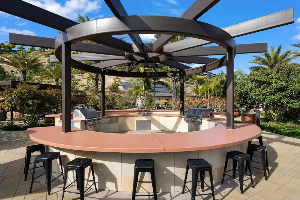 2720 Everly Drive San Diego, CA 92108