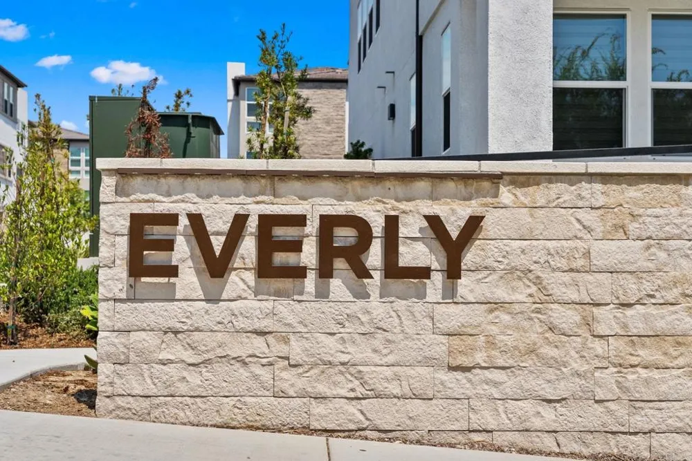 2720 Everly Drive San Diego, CA 92108