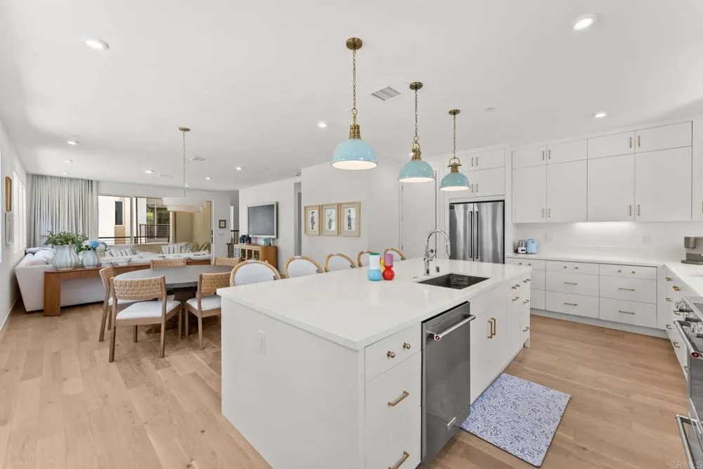 2720 Everly Drive San Diego, CA 92108