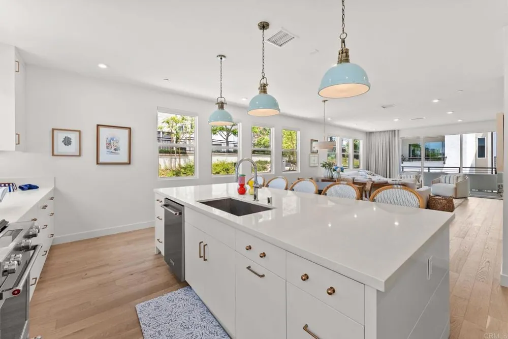 2720 Everly Drive San Diego, CA 92108