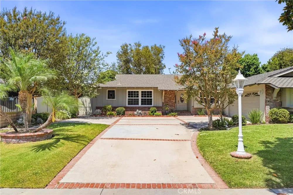 1613 Dorothy Lane Fullerton, CA 92831
