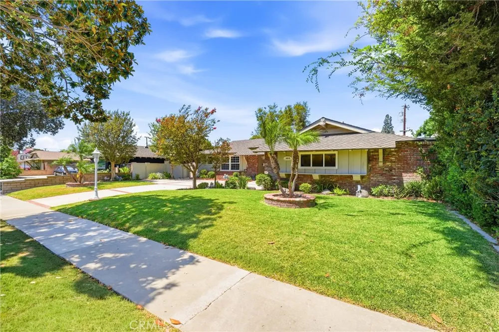 1613 Dorothy Lane Fullerton, CA 92831