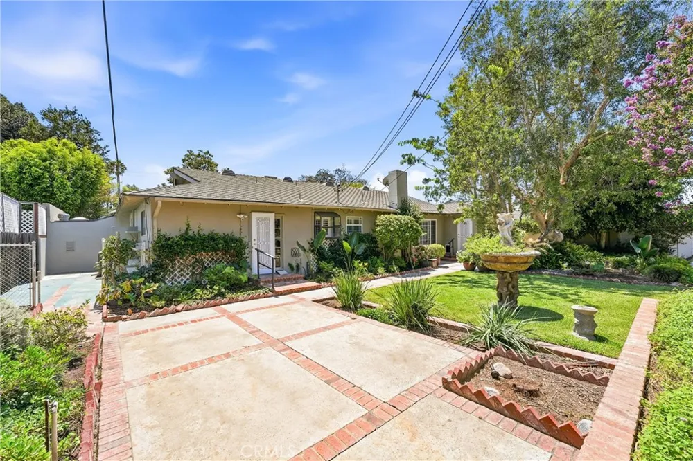 1613 Dorothy Lane Fullerton, CA 92831