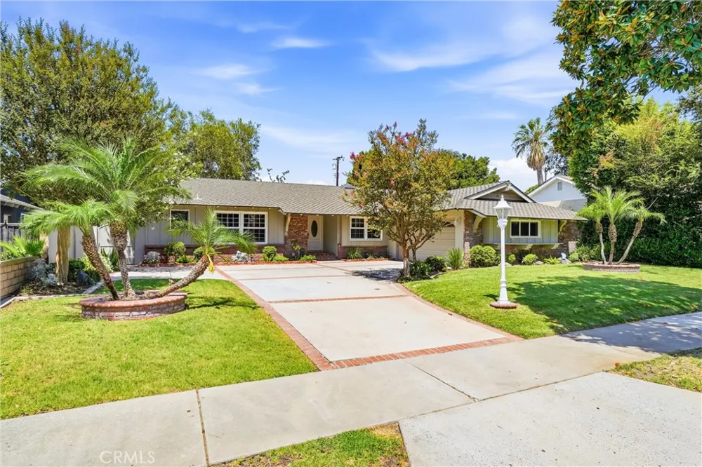 1613 Dorothy Lane Fullerton, CA 92831