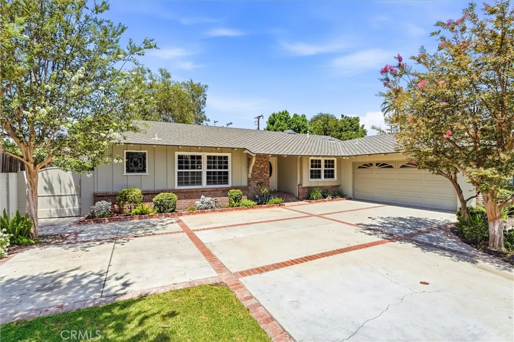 1613 Dorothy Lane Fullerton, CA 92831