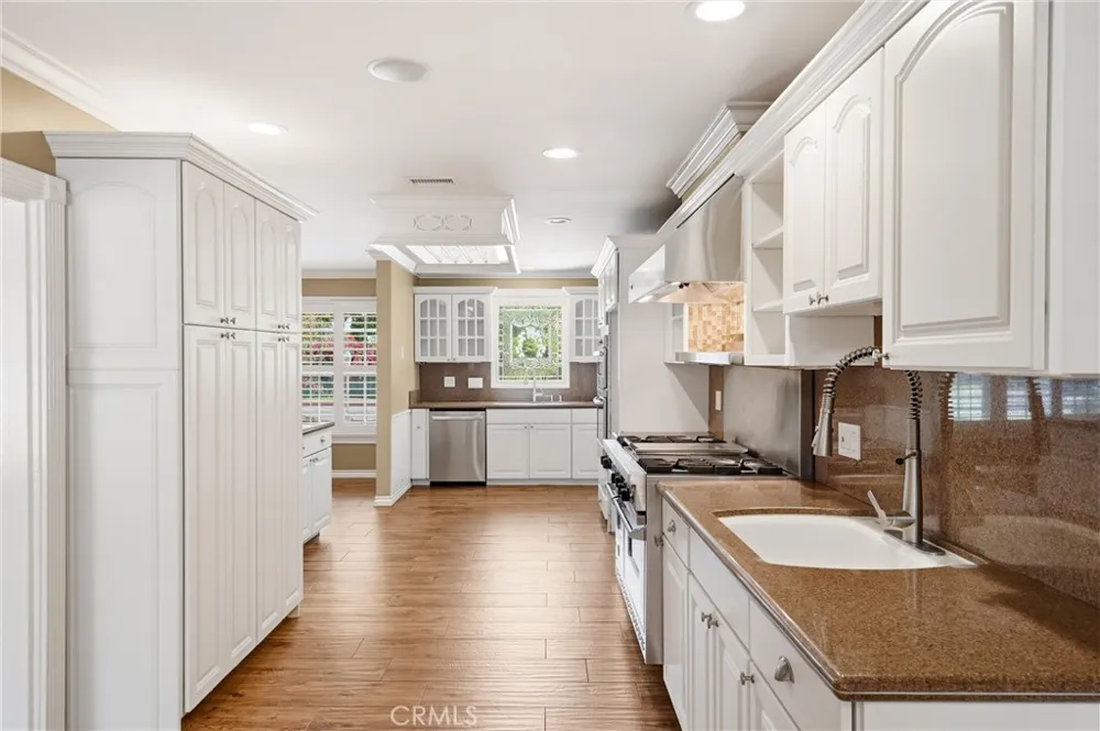 1613 Dorothy Lane Fullerton, CA 92831