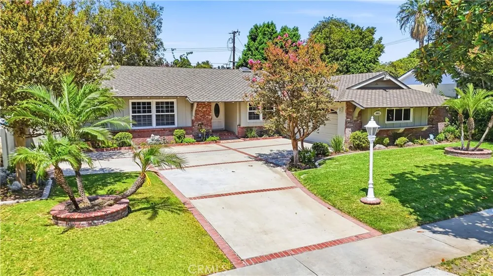 1613 Dorothy Lane Fullerton, CA 92831