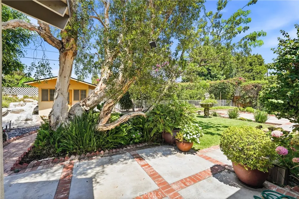 1613 Dorothy Lane Fullerton, CA 92831