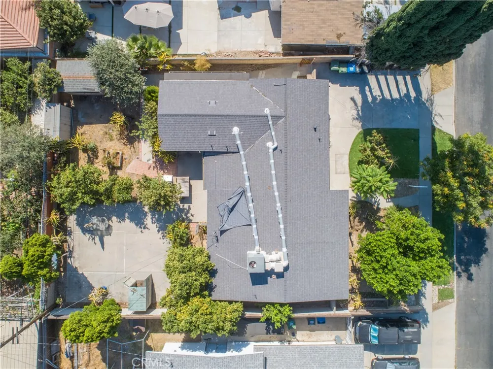 19338 Elkwood Street Reseda, CA 91335
