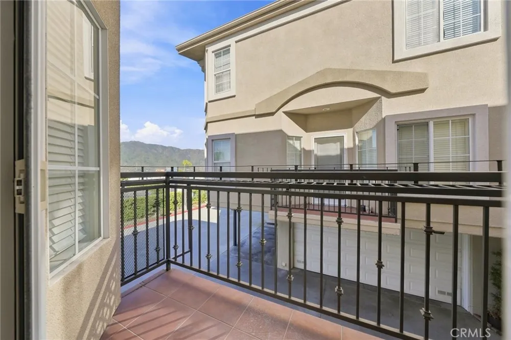 4516 Ramsdell #125 La Crescenta, CA 91214