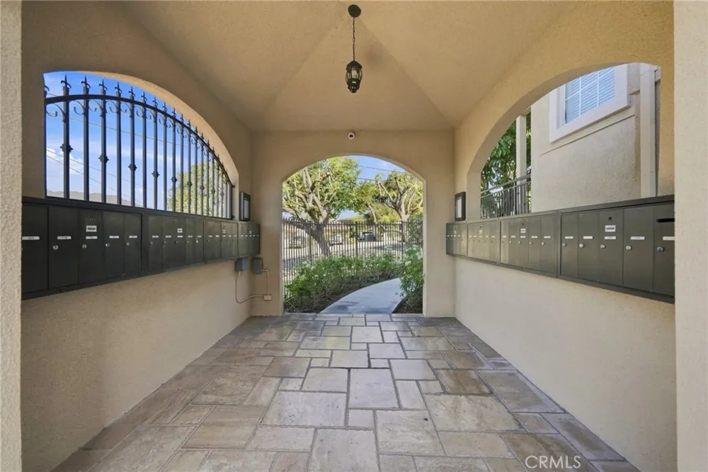 4516 Ramsdell #125 La Crescenta, CA 91214