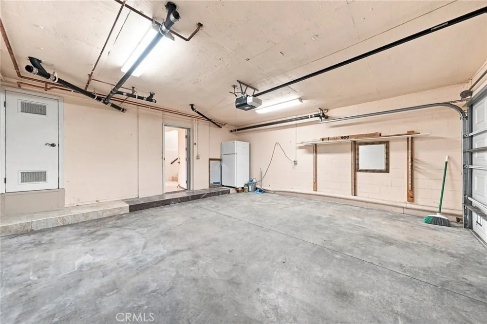 4516 Ramsdell #125 La Crescenta, CA 91214