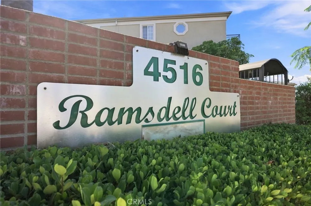 4516 Ramsdell #125 La Crescenta, CA 91214