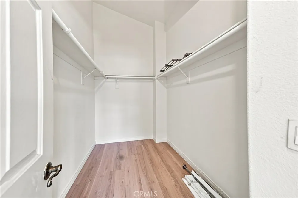4516 Ramsdell #125 La Crescenta, CA 91214
