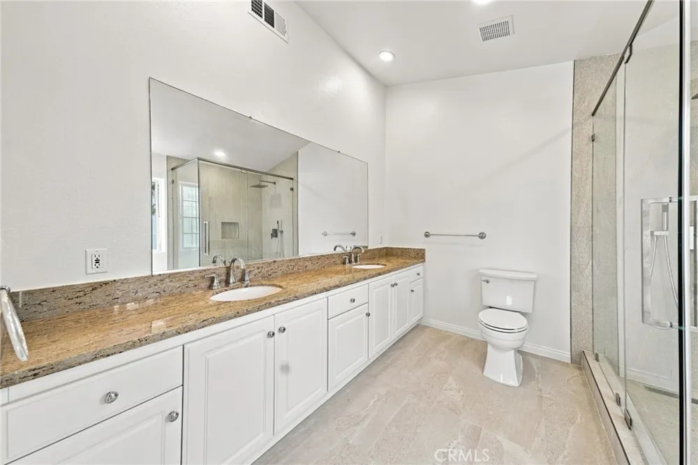 4516 Ramsdell #125 La Crescenta, CA 91214