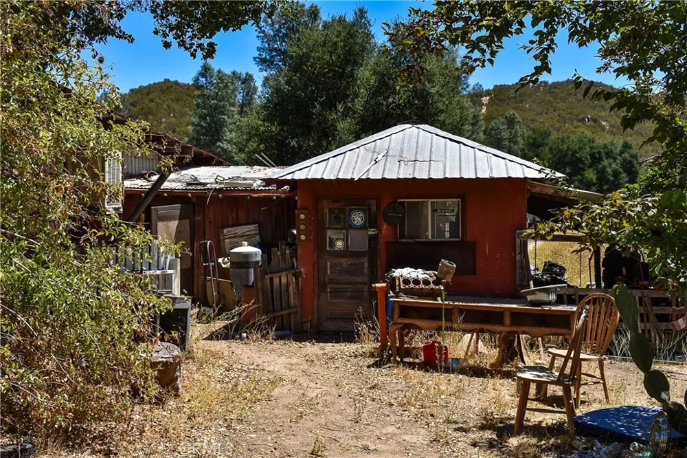 4169 Stagecoach Canyon Santa Margarita, CA 93453