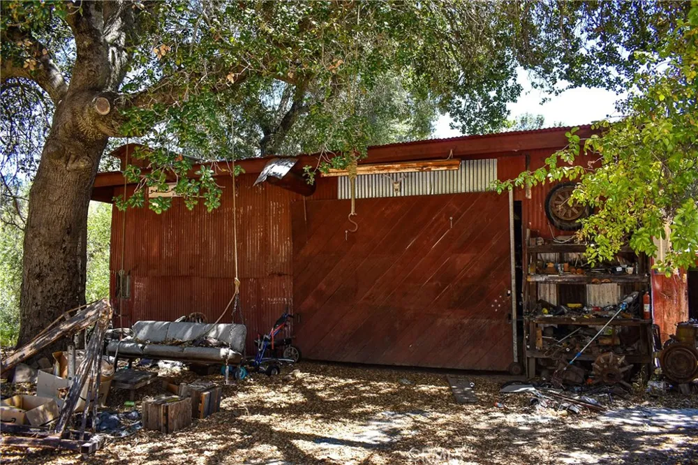 4169 Stagecoach Canyon Santa Margarita, CA 93453