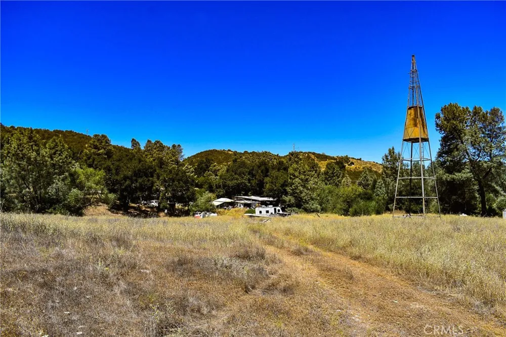 4169 Stagecoach Canyon Santa Margarita, CA 93453