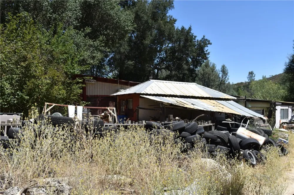 4169 Stagecoach Canyon Santa Margarita, CA 93453