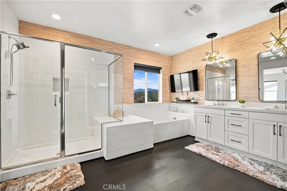 18751 Cedar Crest Canyon Country, CA 91387