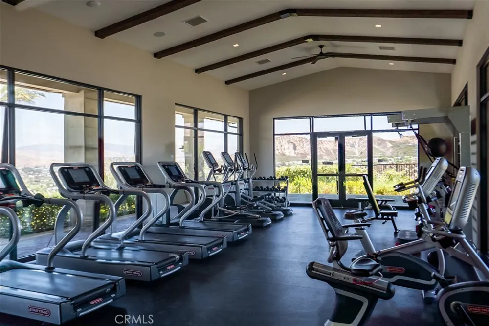 18751 Cedar Crest Canyon Country, CA 91387