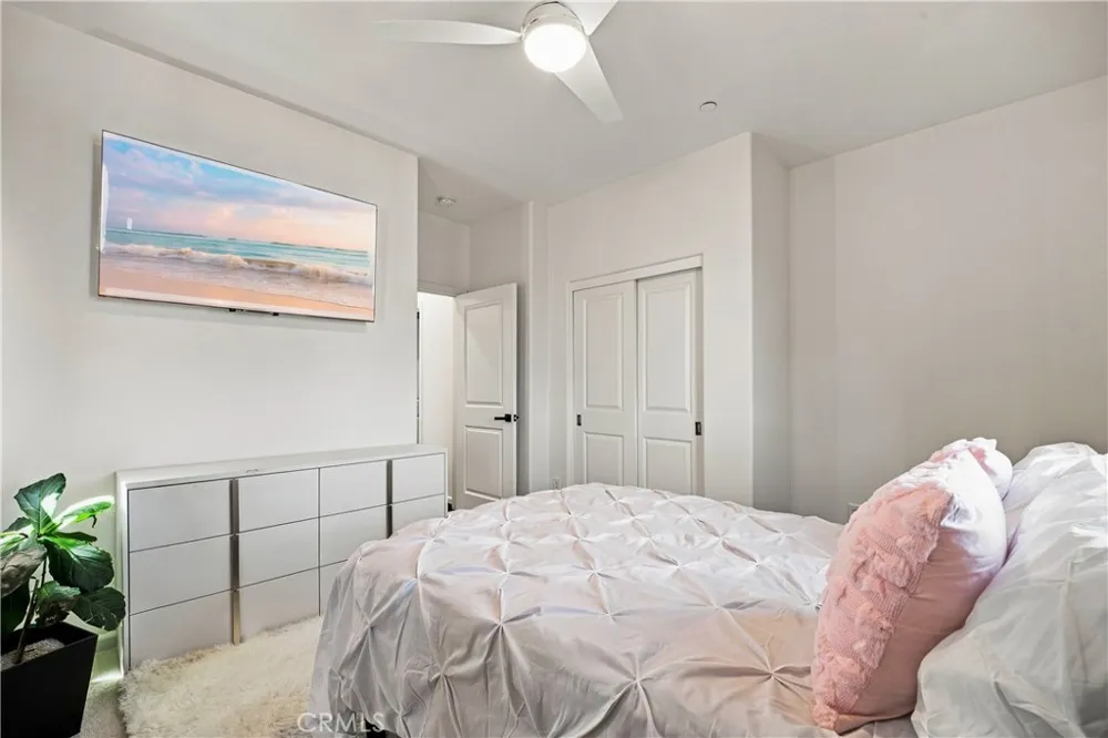 18751 Cedar Crest Canyon Country, CA 91387