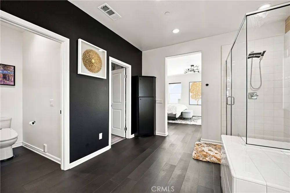 18751 Cedar Crest Canyon Country, CA 91387