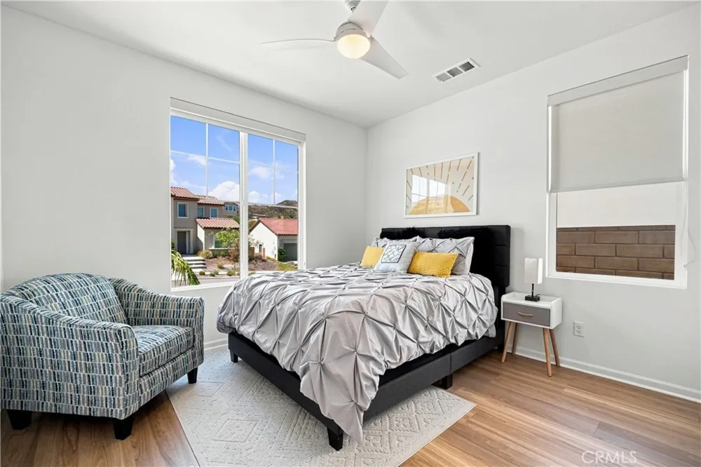 18751 Cedar Crest Canyon Country, CA 91387