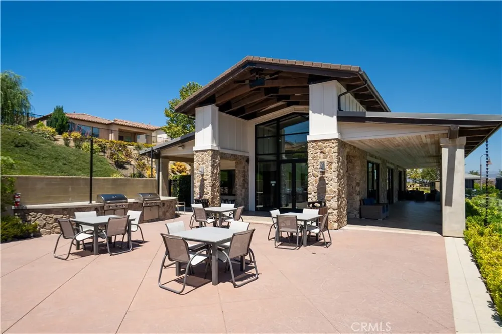 18751 Cedar Crest Canyon Country, CA 91387