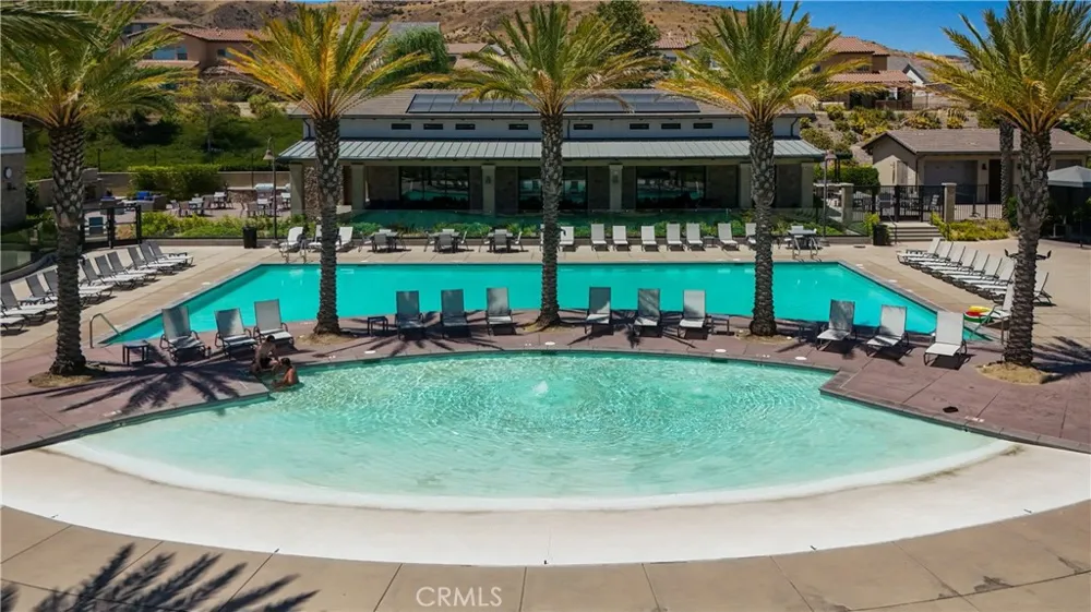 18751 Cedar Crest Canyon Country, CA 91387