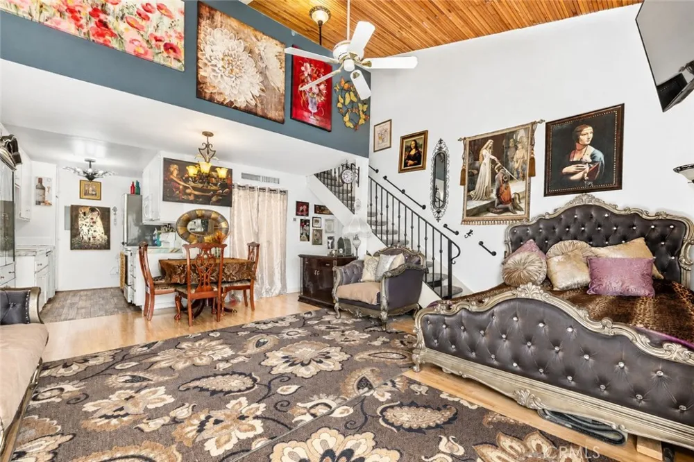 5460 White Oak Avenue #G307 Encino, CA 91316