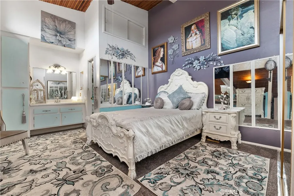 5460 White Oak Avenue #G307 Encino, CA 91316