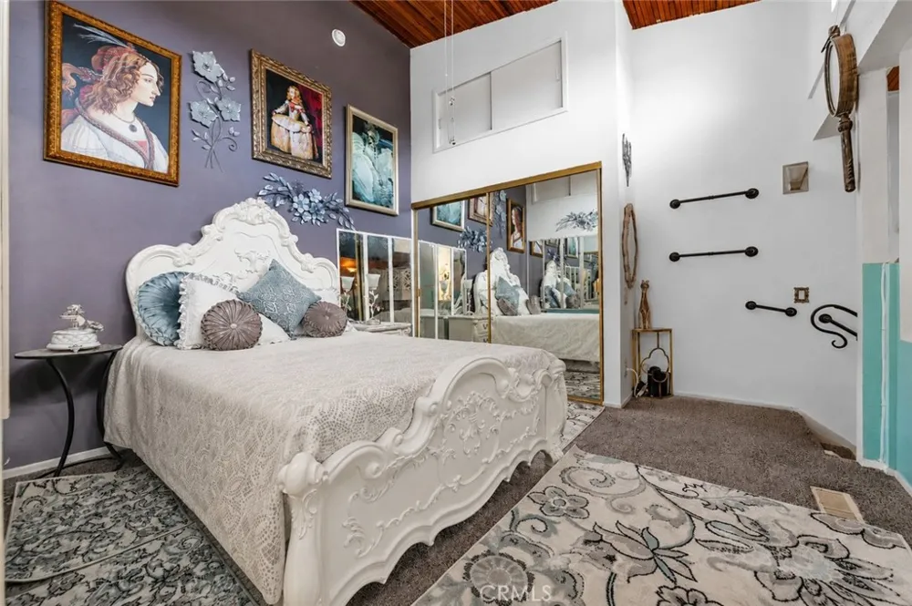 5460 White Oak Avenue #G307 Encino, CA 91316