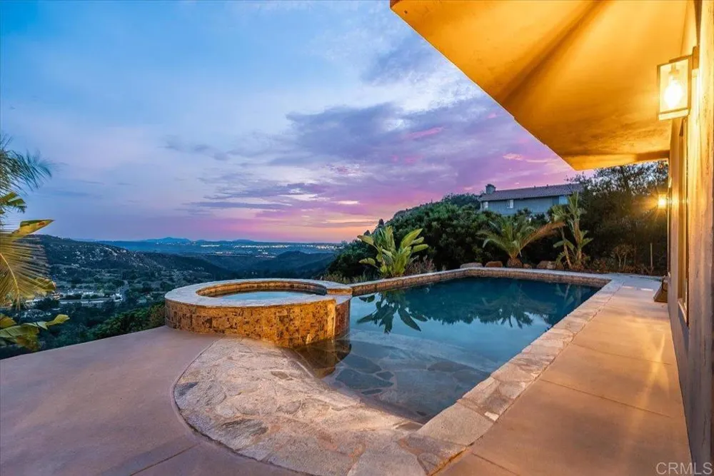 15223 Skyridge Road Poway, CA 92064